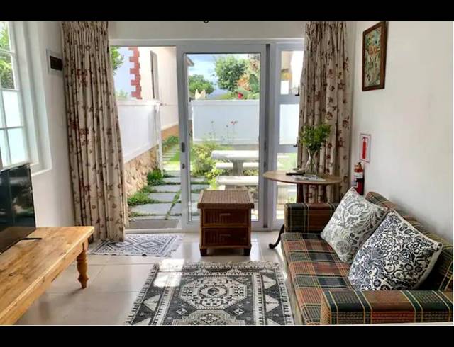 1 BEDROOM PROPERTY TO RENT IN SIGNAL HILL